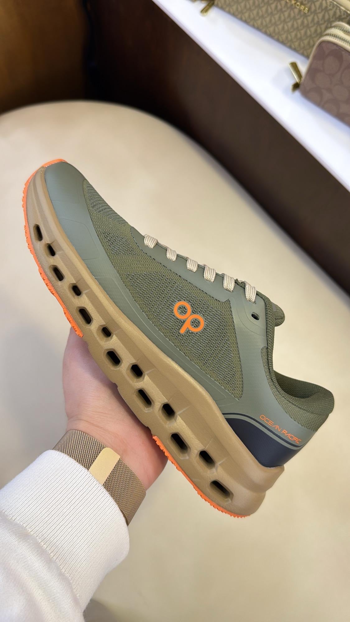 Zapatos Deportivos OP para caballero