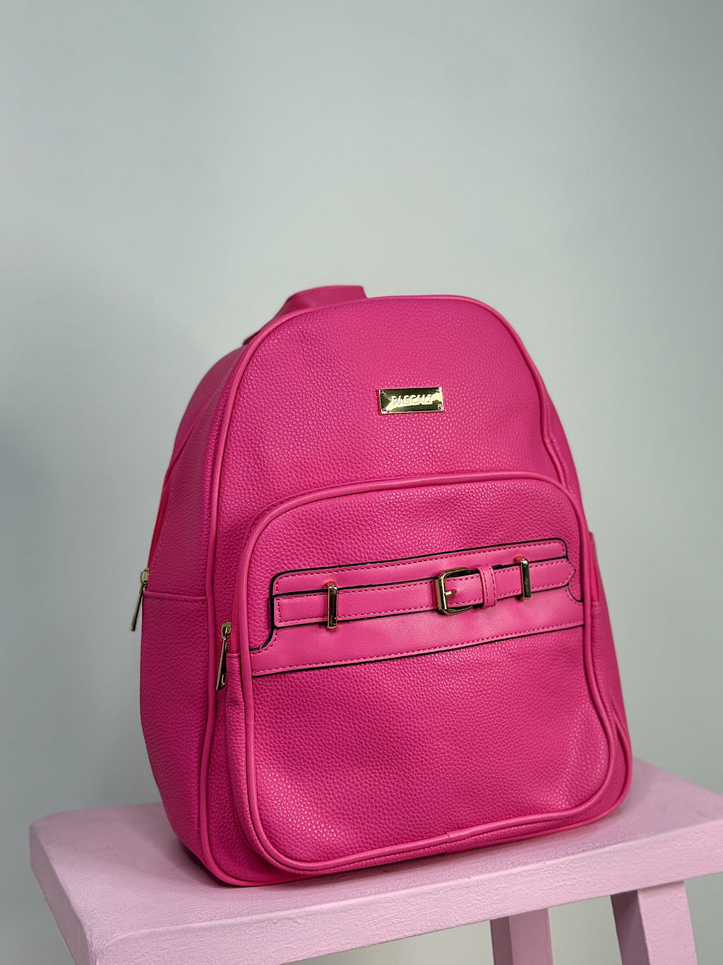 Mochila de dama de cuero