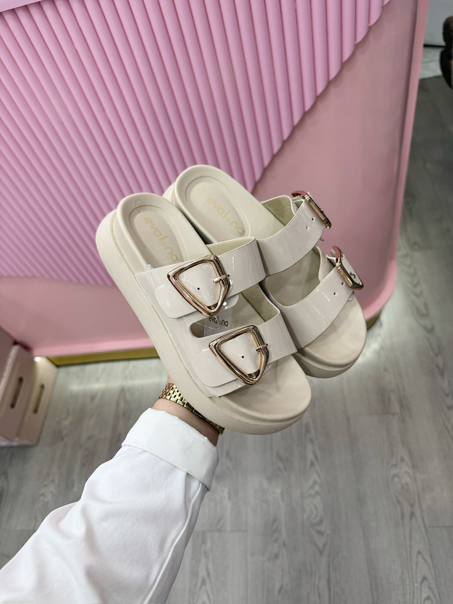 SANDALIAS SUELA ALTA