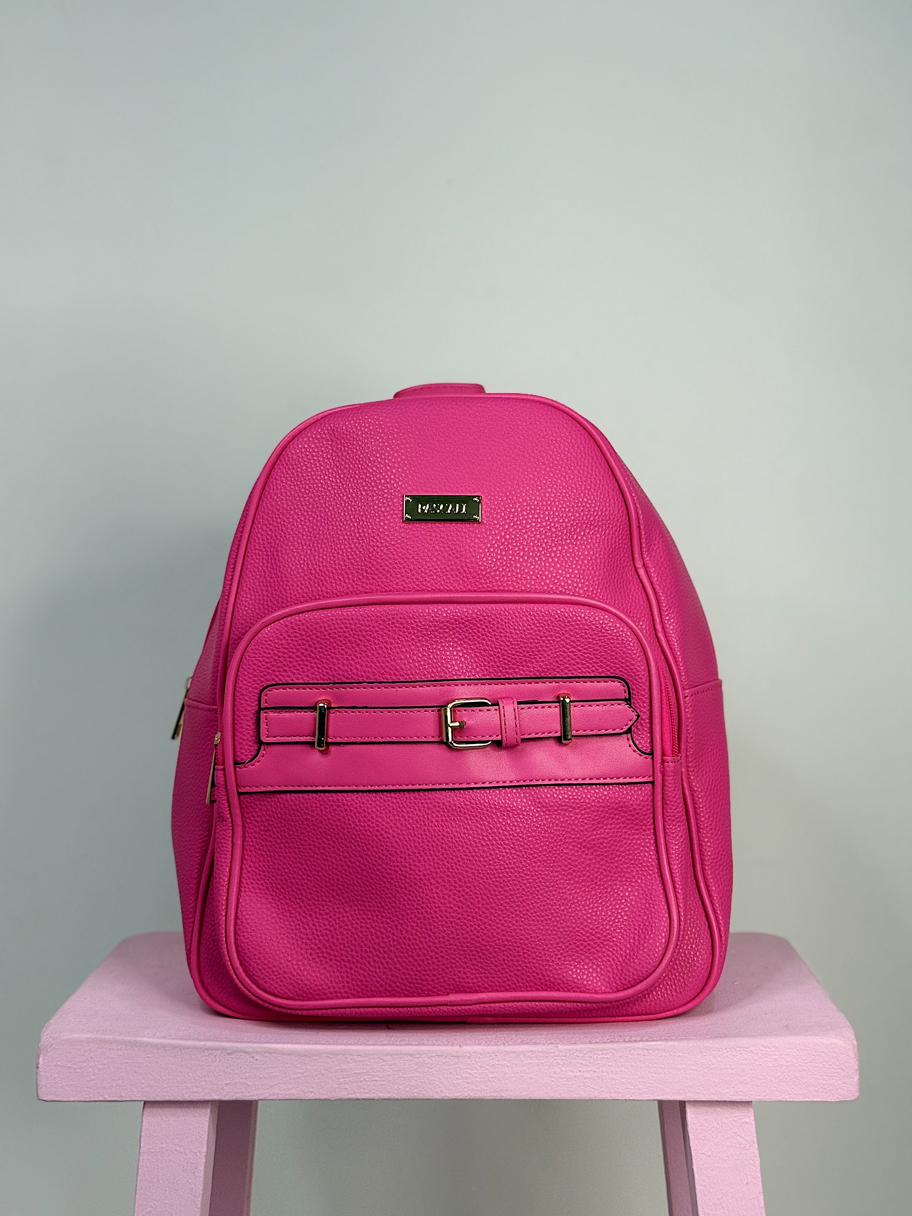 Mochila de dama de cuero