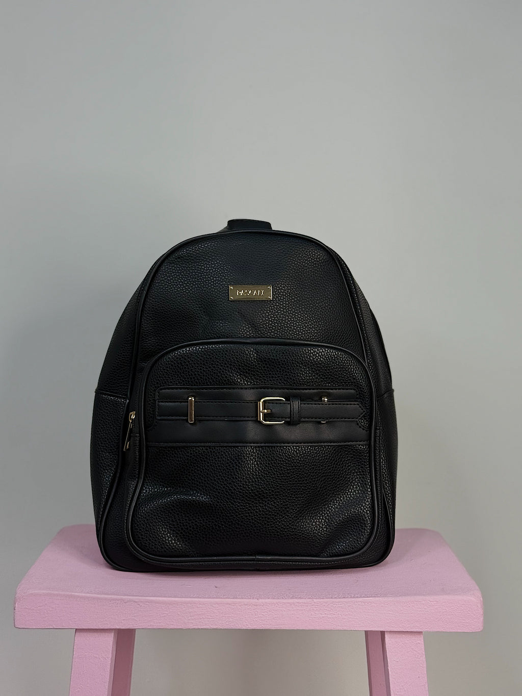 Mochila de dama de cuero