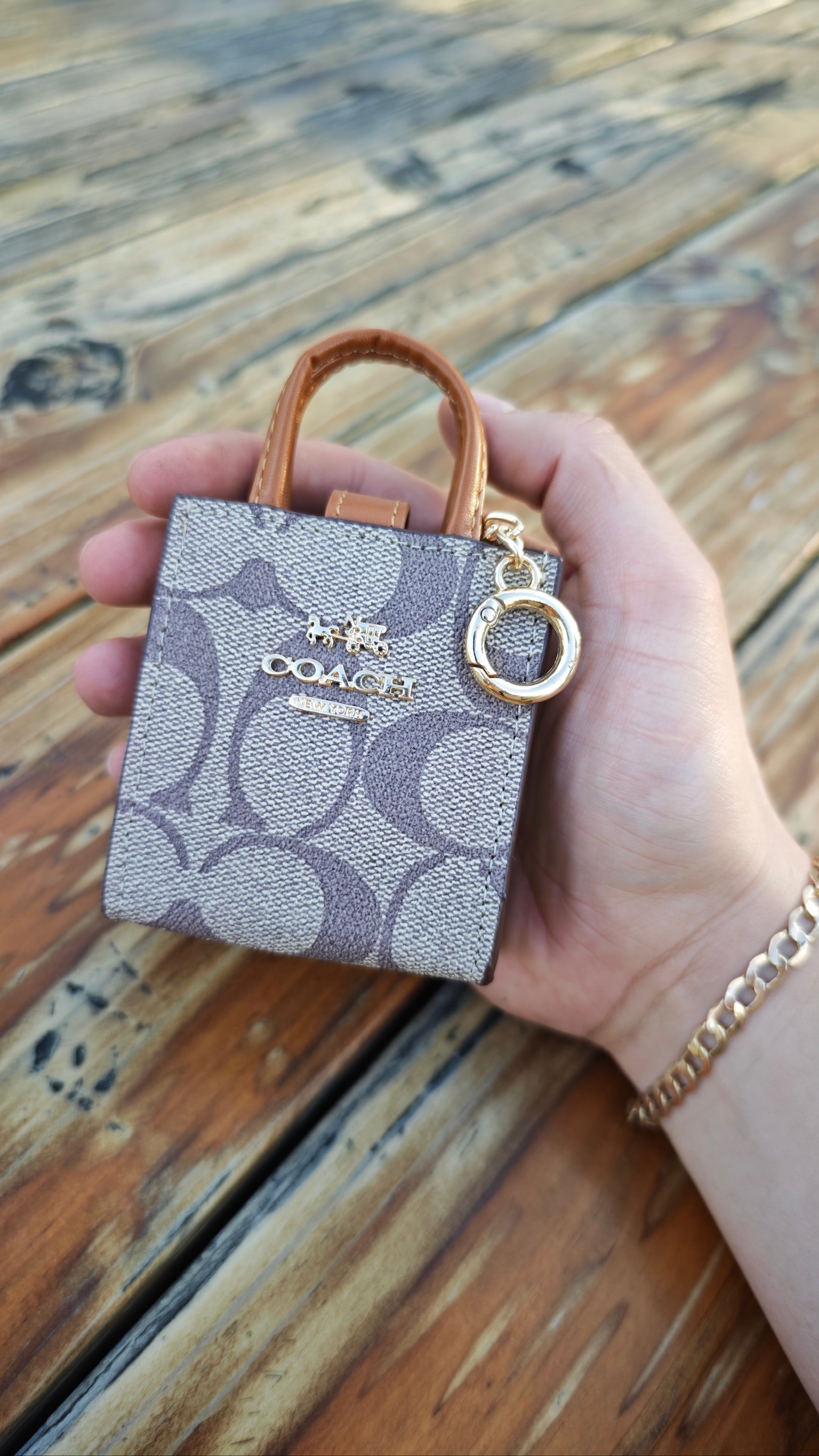 FUNDAS PARA AirPods