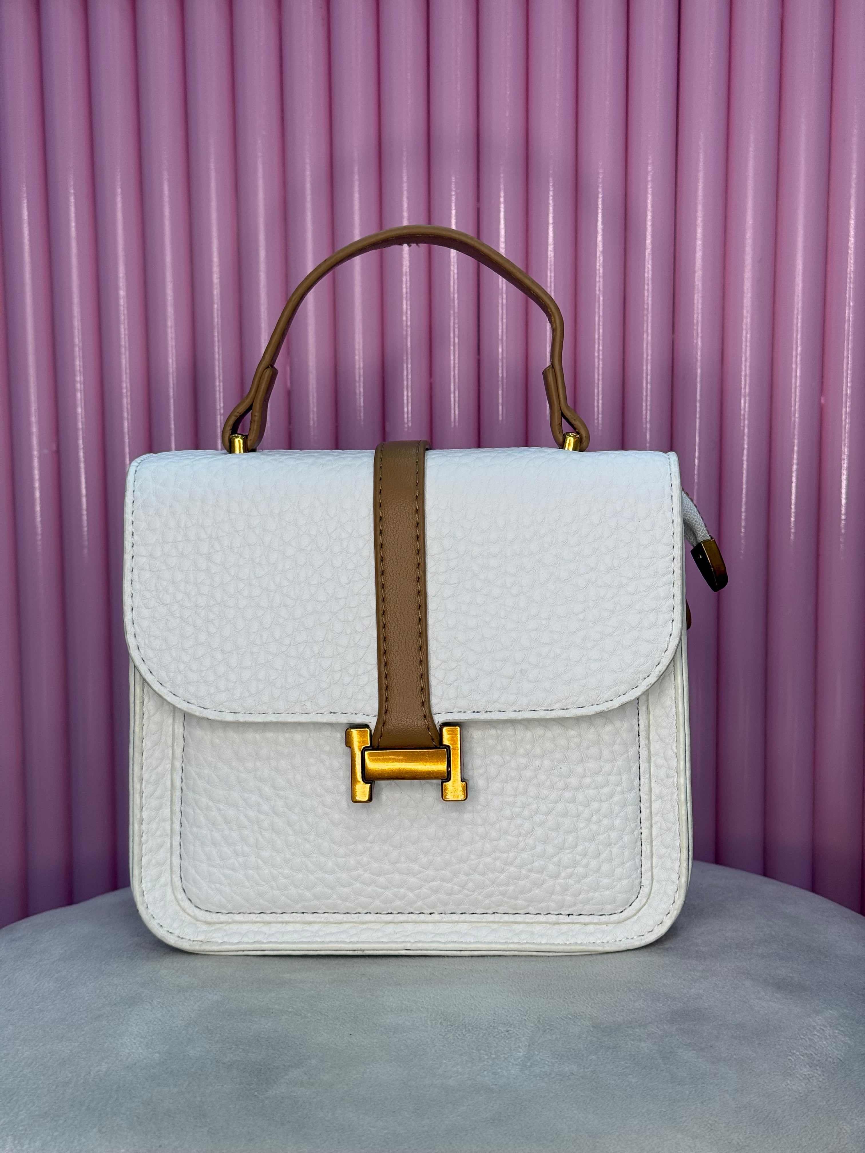 CARTERAS DE DAMA ESENCIALES