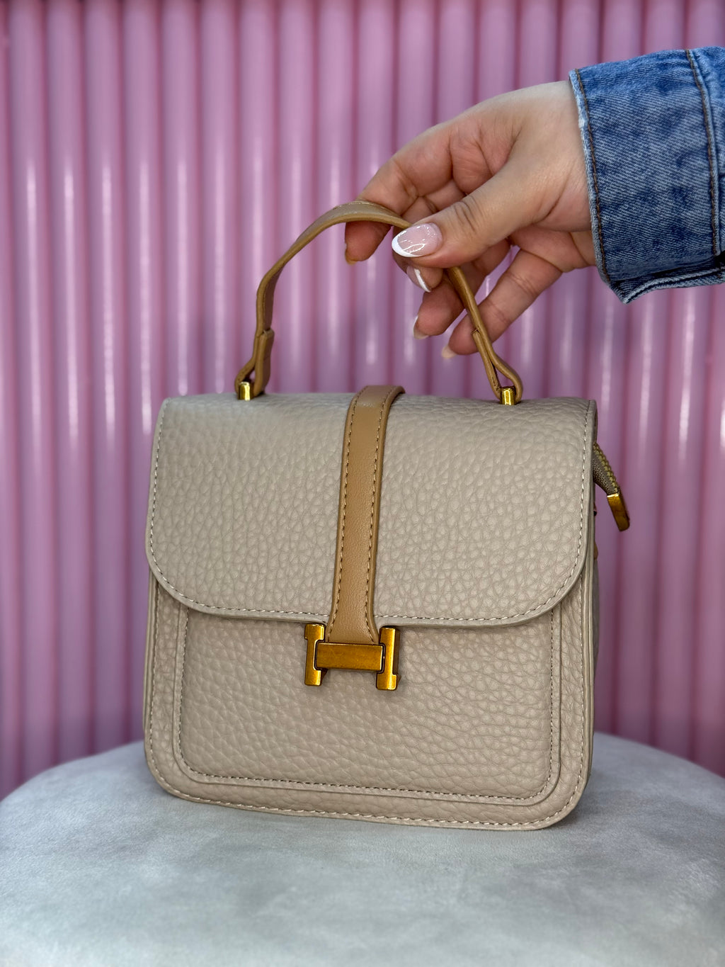 CARTERAS DE DAMA ESENCIALES