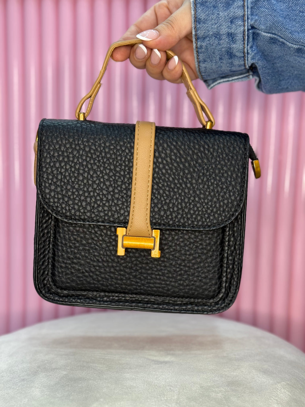 CARTERAS DE DAMA ESENCIALES