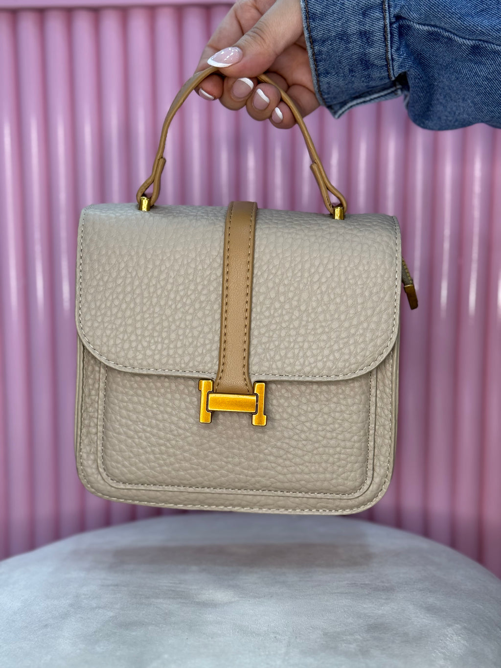 CARTERAS DE DAMA ESENCIALES