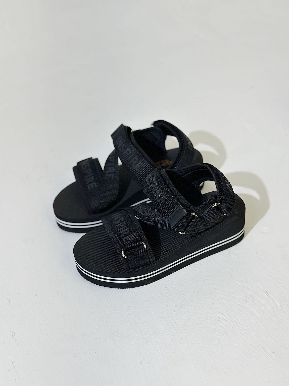 SANDALIAS FACE 2 FACE