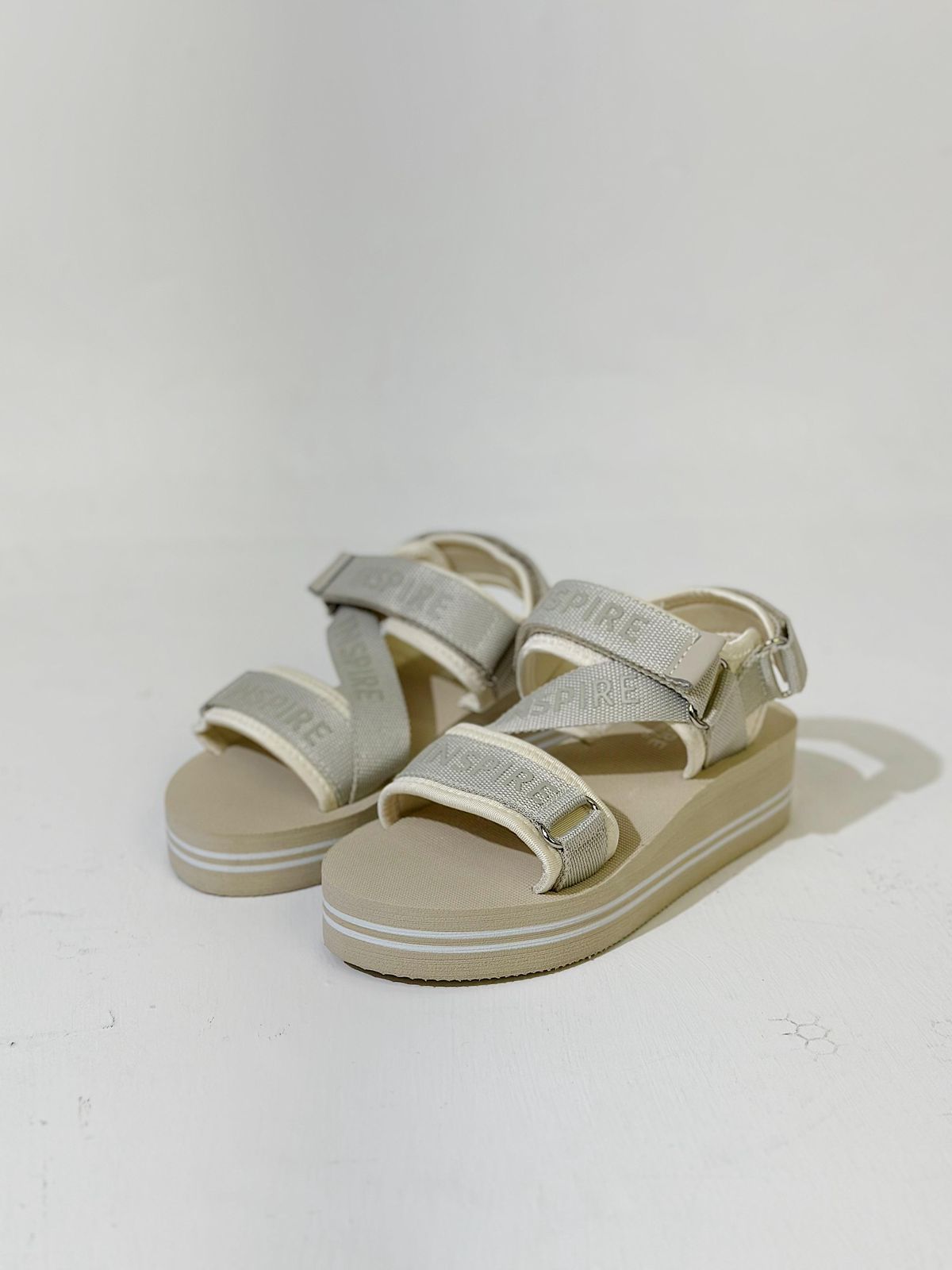 SANDALIAS FACE 2 FACE