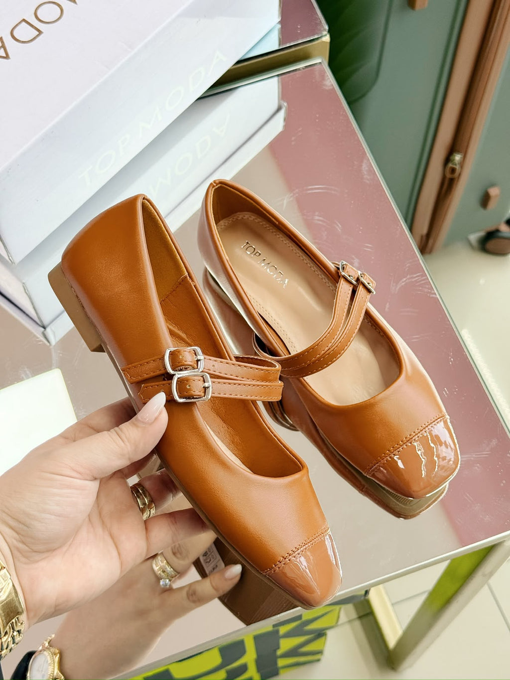 BALLERINAS
