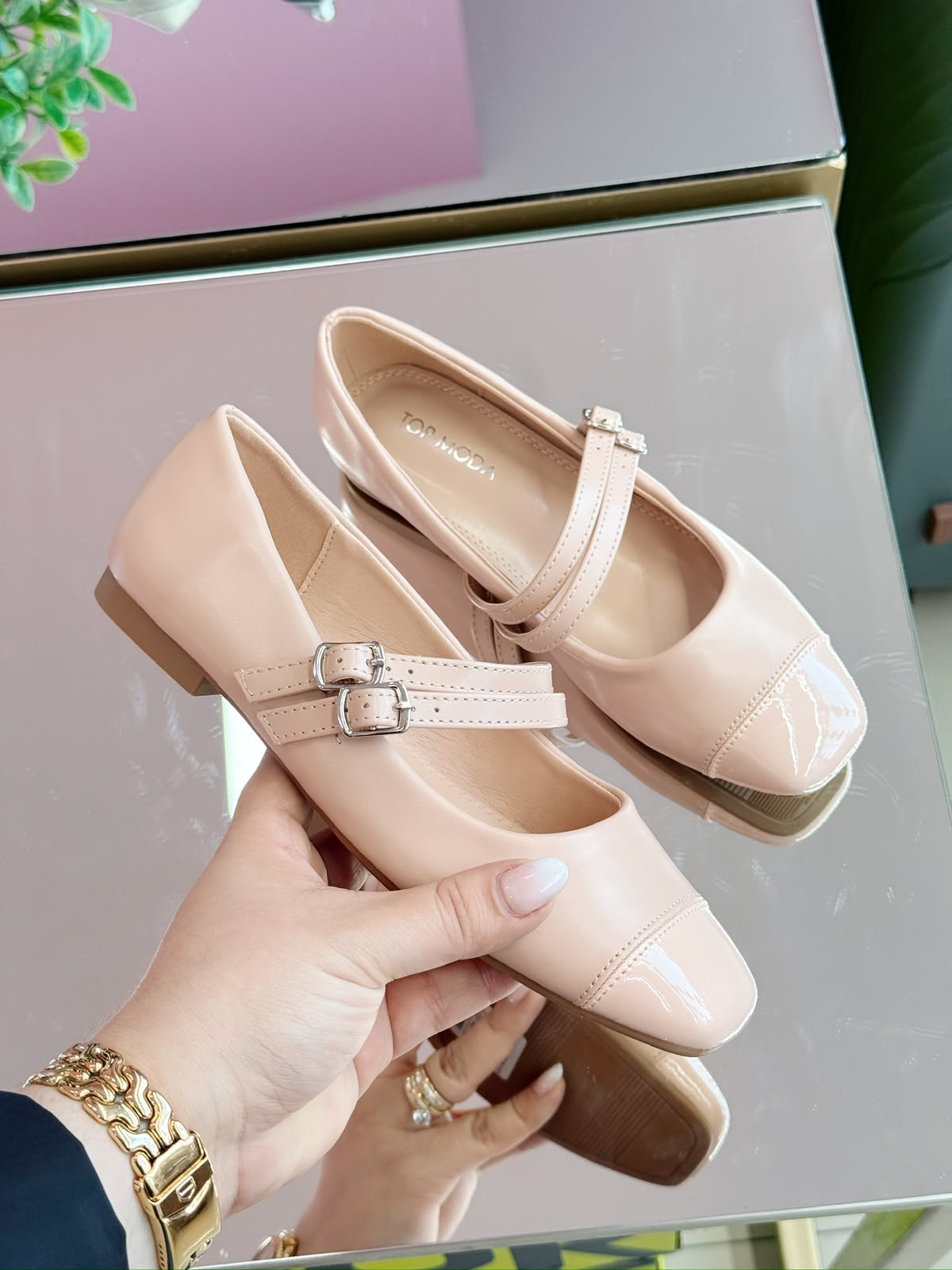BALLERINAS