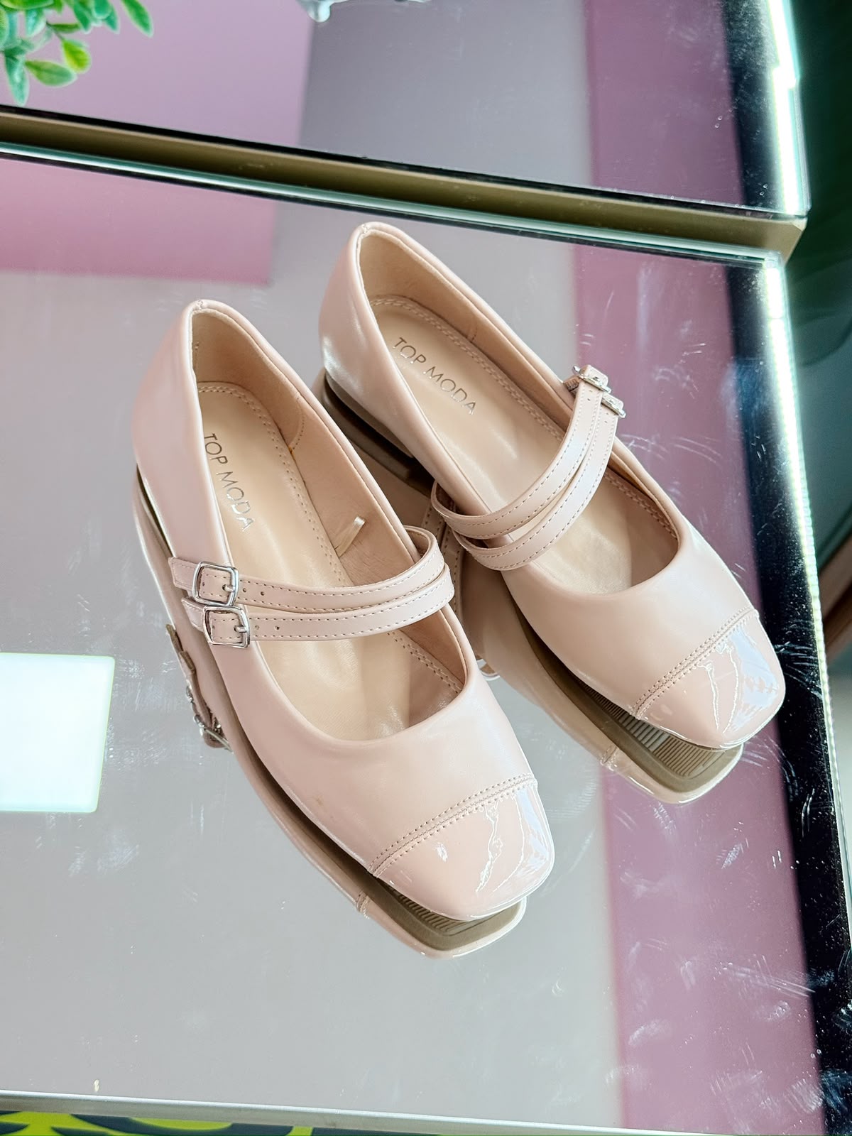 BALLERINAS